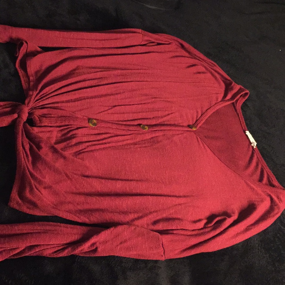 MAROON LONG SLEEVE (L)